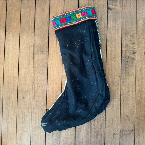 NWT Johnny Was Reversible Yellow Floral Embroidered Christmas Holiday Stocking - Picture 4 of 7